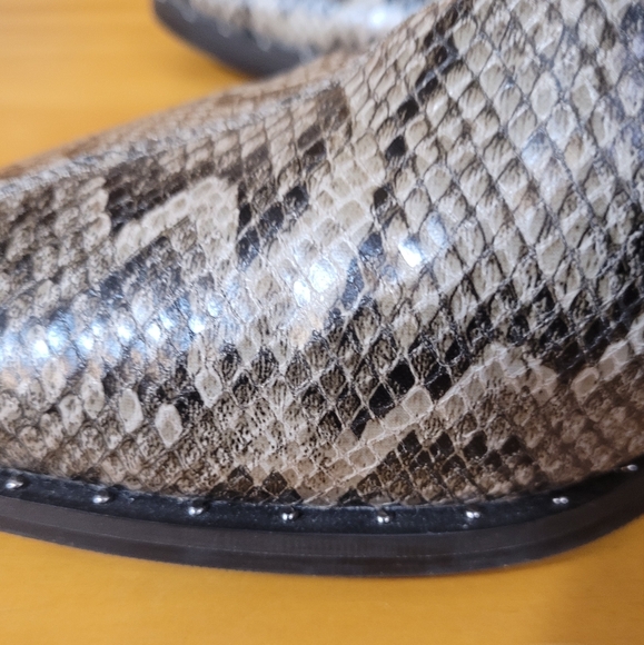 BOSS Python Print Fitted Ankle Boots - Picture 12 of 12